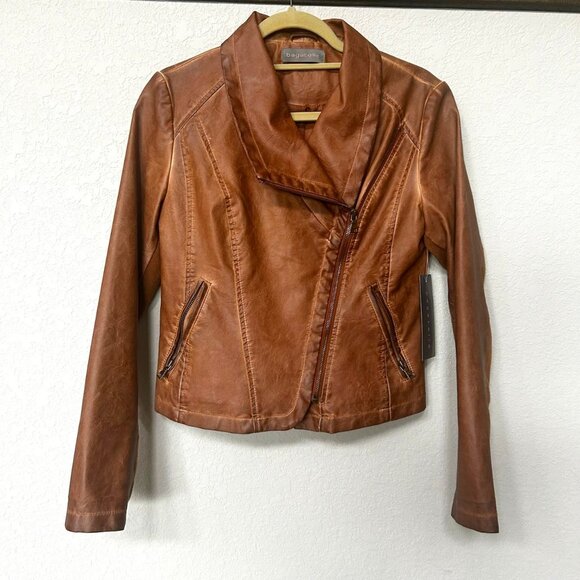 NWT Bagatelle Women’s Brown Faux Leather Drape Moto Biker Jacket - Picture 3 of 16